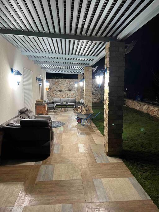 אחוזת היניבים Yaniv Estate Villa Nurit Exterior photo