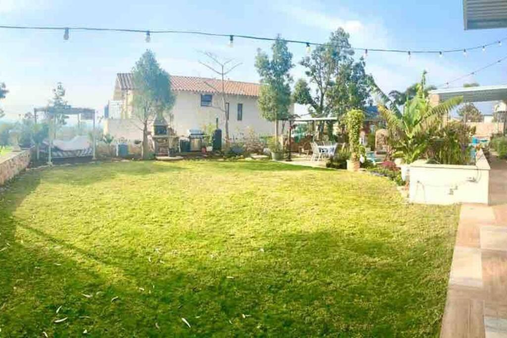 אחוזת היניבים Yaniv Estate Villa Nurit Exterior photo